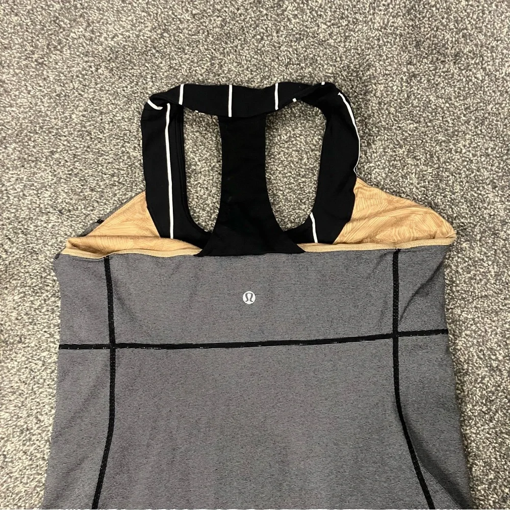 Lululemon Tank - Picture 5 of 8